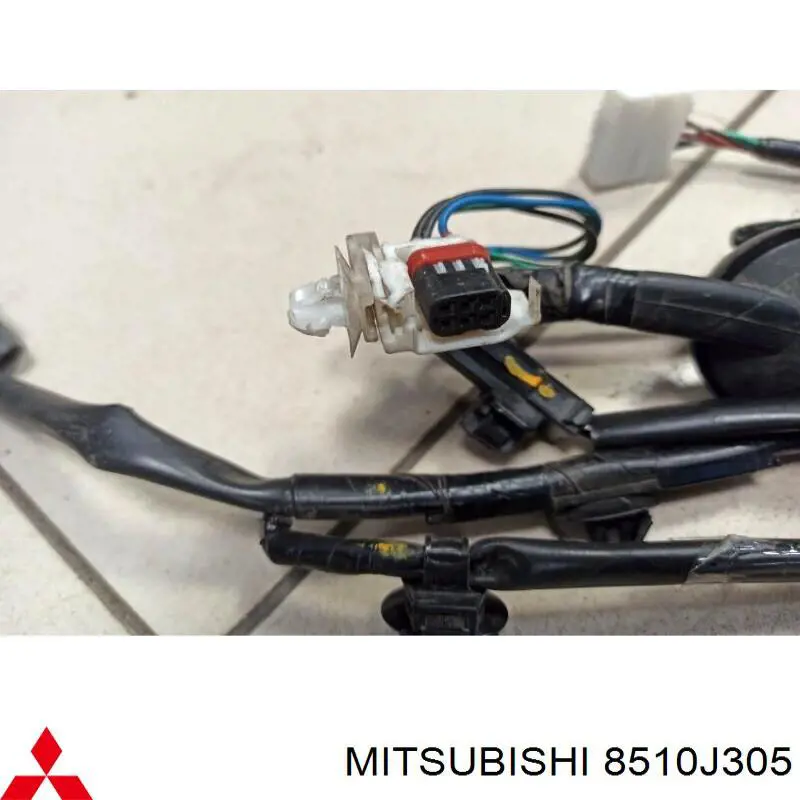  8510J305 Mitsubishi