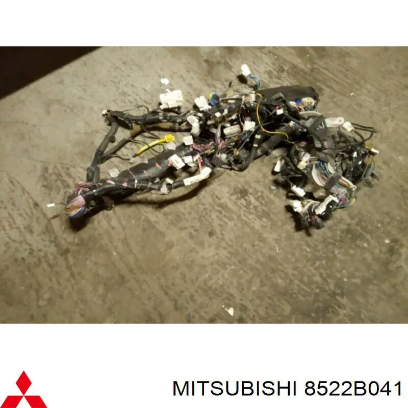  8522B041 Mitsubishi