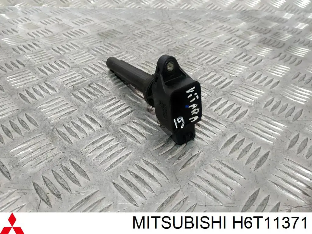 Катушка зажигания H6T11371 Mitsubishi