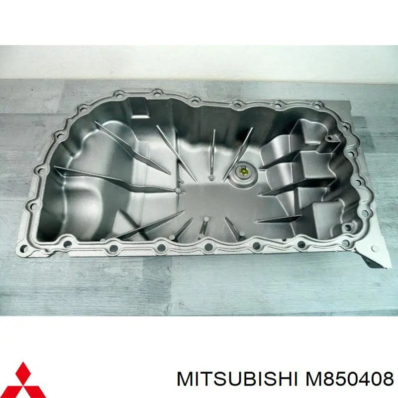 Поддон двигателя M850408 Mitsubishi