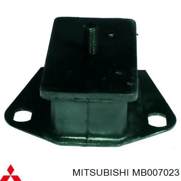 MB007023 Mitsubishi подушка (опора двигателя левая/правая)