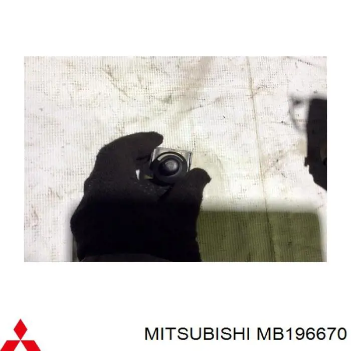 MB196670 Mitsubishi 