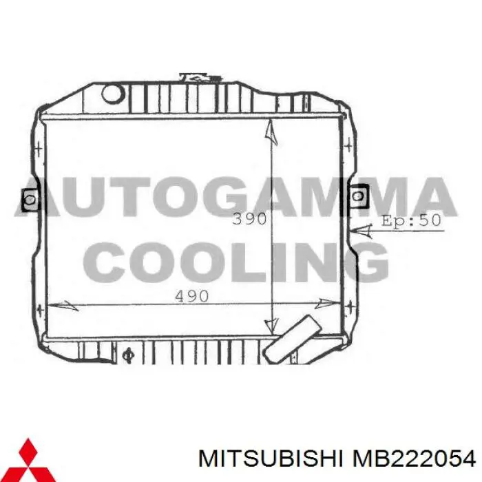Радиатор охлаждения двигателя на Mitsubishi L300  L03P