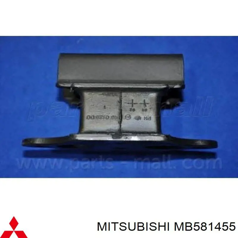 Опора КПП на Mitsubishi Pajero I L04G, L14G