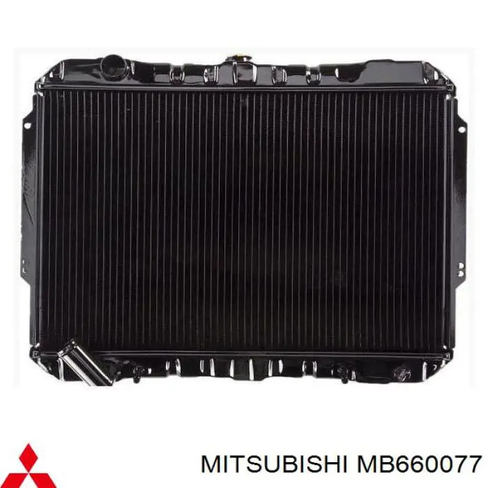MN135600 Mitsubishi радиатор