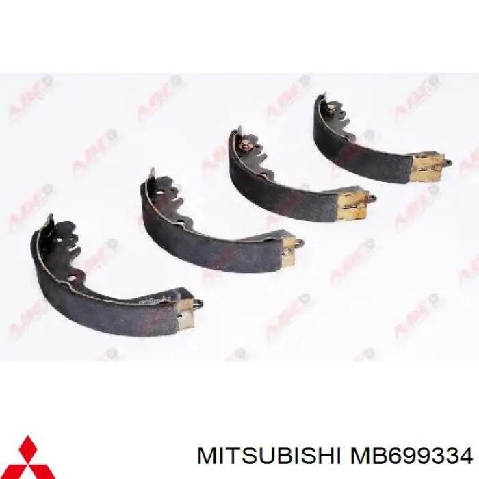 MB699334 Mitsubishi задние барабанные колодки