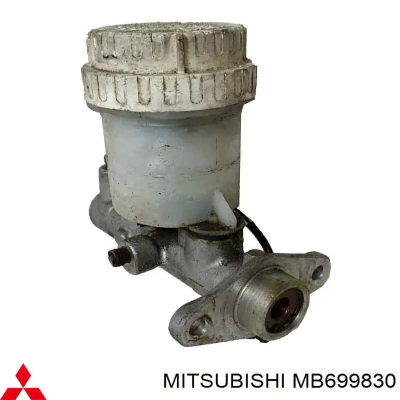 Цилиндр тормозной главный MB699830 Mitsubishi