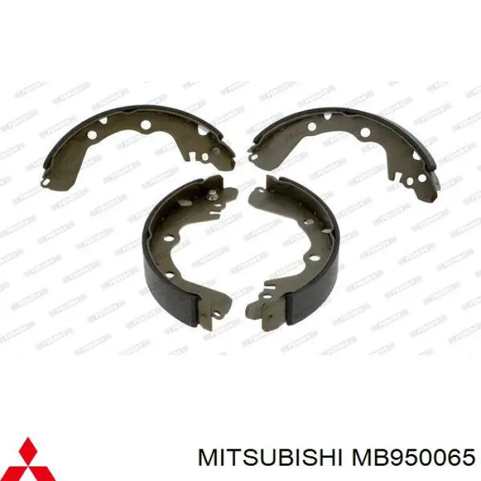 MB587727 Mitsubishi Барабанные тормозные колодки