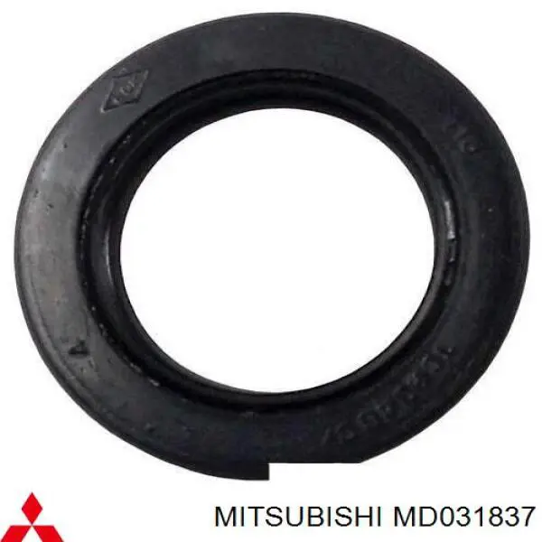 MD031837 Mitsubishi сальник коленвала двигателя передний
