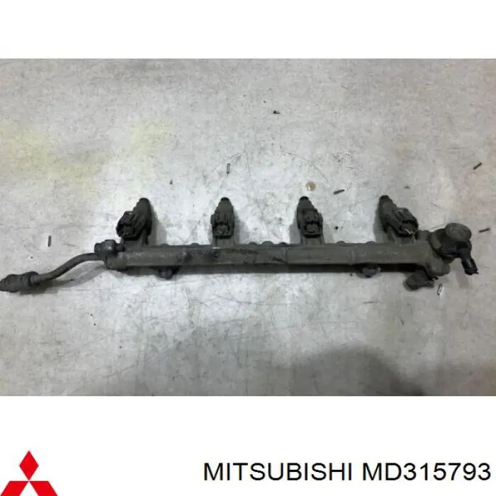 Распределитель топлива (рампа) MD315793 Mitsubishi