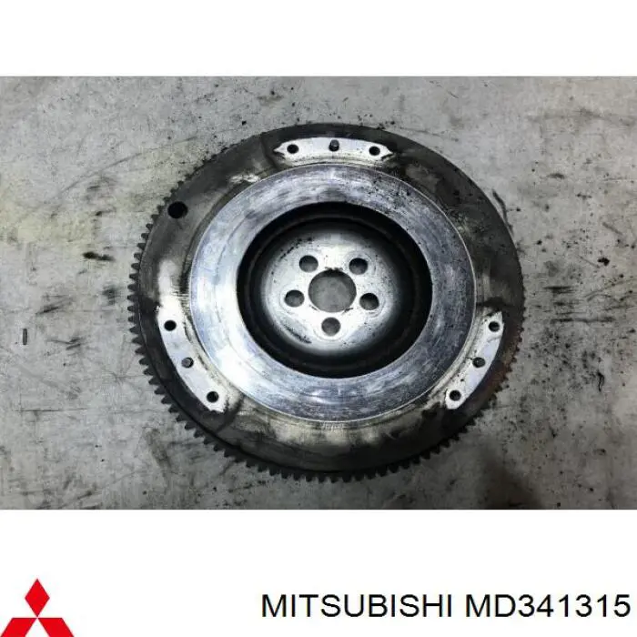 MD341315 Mitsubishi volante de motor