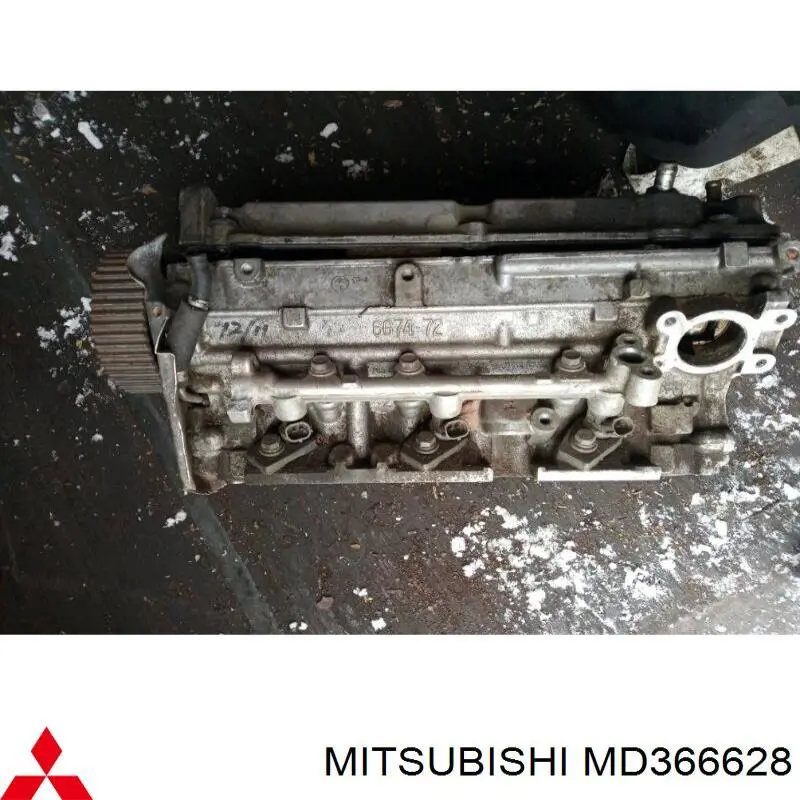 Головка блока цилиндров (ГБЦ) Mitsubishi MD366628