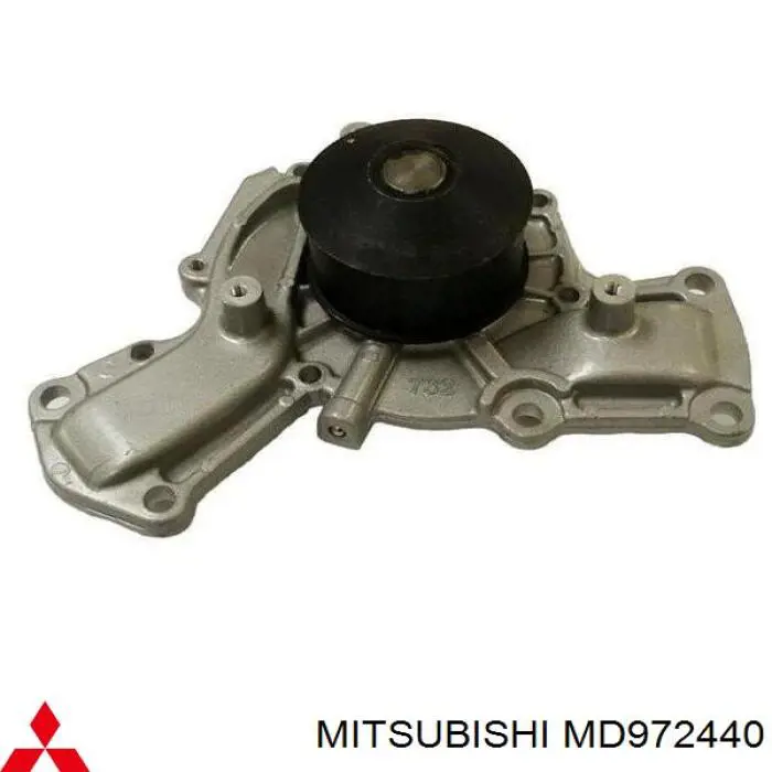 Помпа MD972440 Mitsubishi