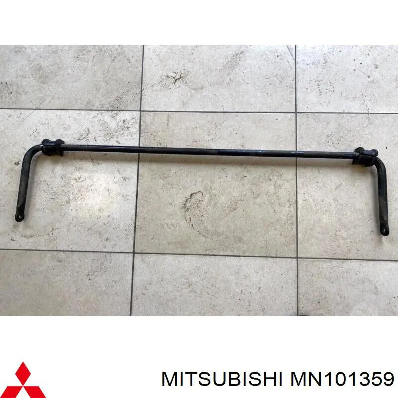 MN101359 Mitsubishi стабилизатор задний