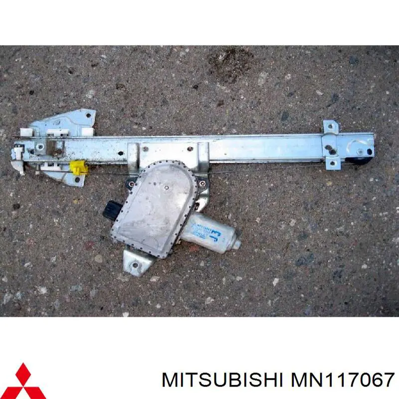 Механизм стеклоподъемника двери задней левой на Mitsubishi Pajero III 