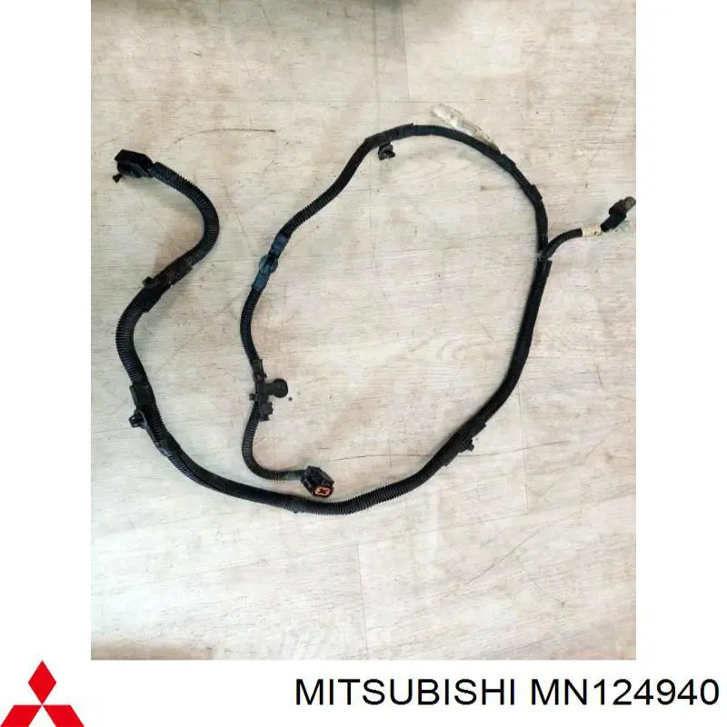  MN124940 Mitsubishi