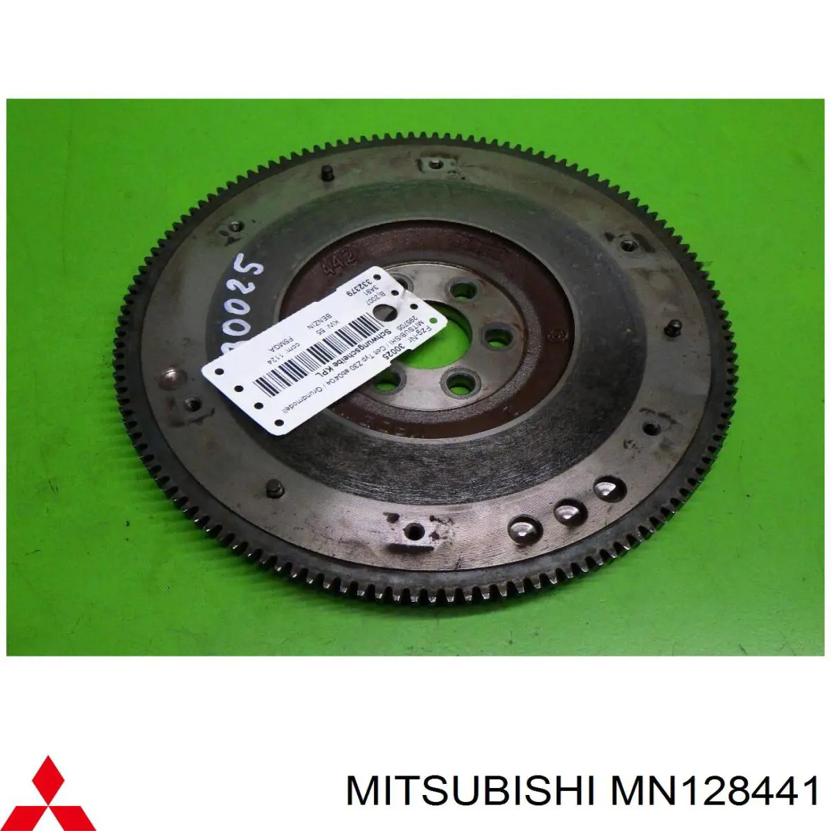 MN128441 Mitsubishi маховик двигателя