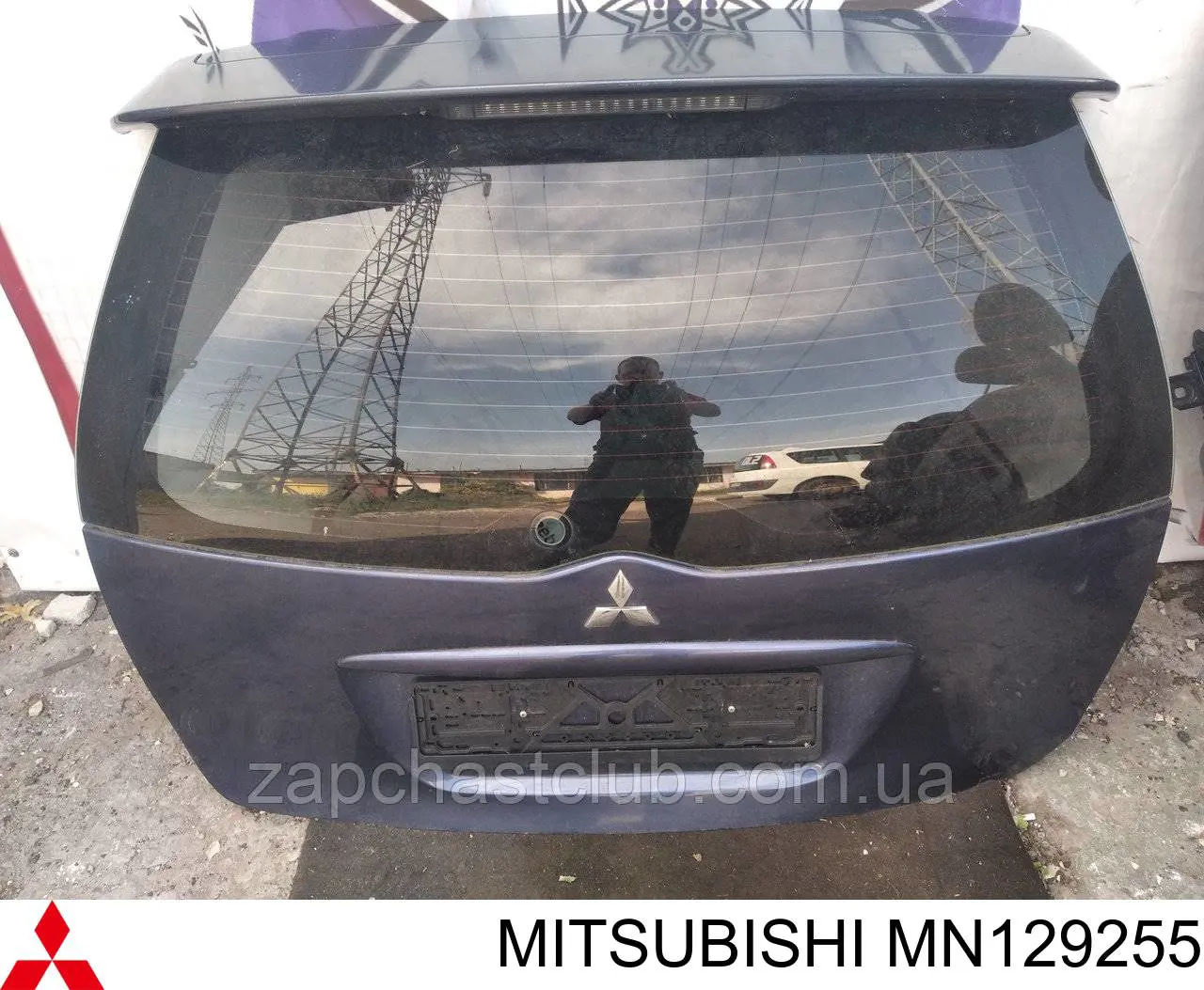 Vidro de porta-malas de 3ª/5ª porta traseira (de tampa de alcapão) para Mitsubishi Grandis (NAW)