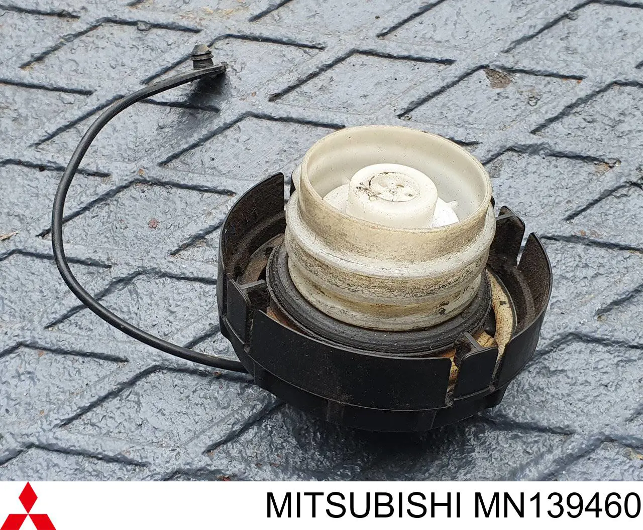 Пробка топливного бака Mitsubishi Pajero IV LONG внедорожник (V90) (2006 - 2013) цена, от 6.91 USD