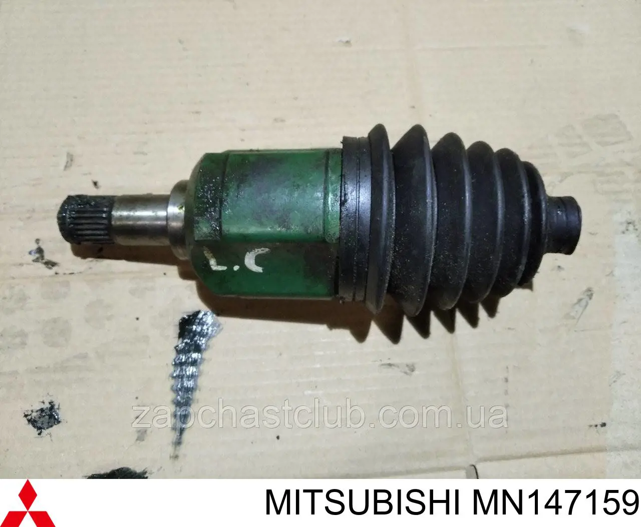 MN147159 Mitsubishi шрус внутренний передний
