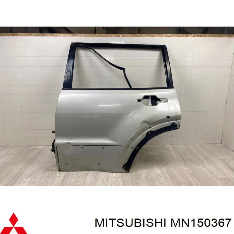Porta traseira esquerda para Mitsubishi Pajero 