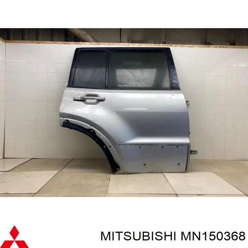 Porta traseira direita para Mitsubishi Pajero 
