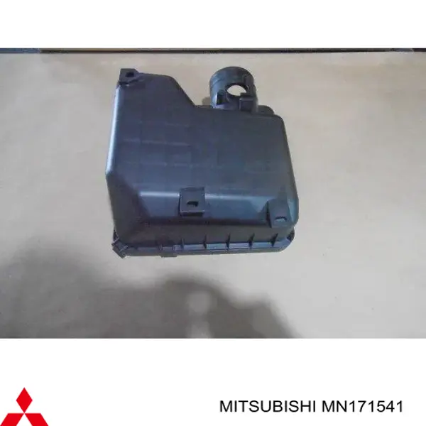 MN171541 Mitsubishi корпус воздушного фильтра, верхняя часть