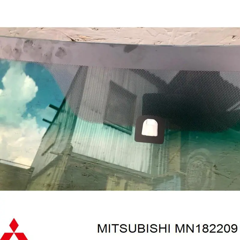 Стекло лобовое Mitsubishi MN182209 цена, от 101.35 USD