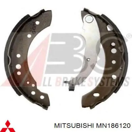 MN186120 Mitsubishi колодки тормозные задние барабанные