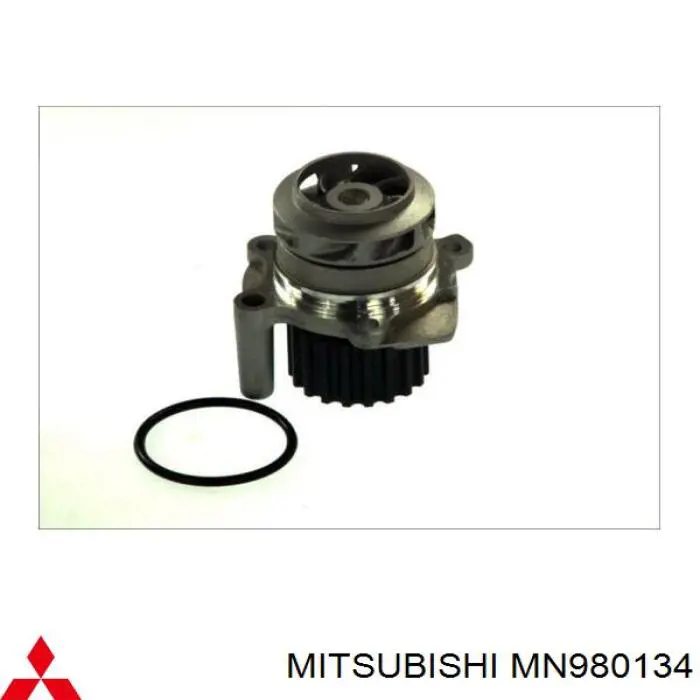MN980134 Mitsubishi помпа