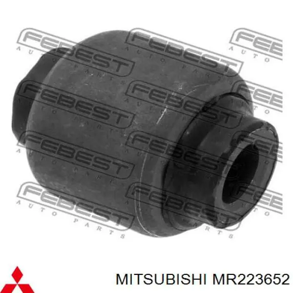 MR223652 Mitsubishi Цапфа правая