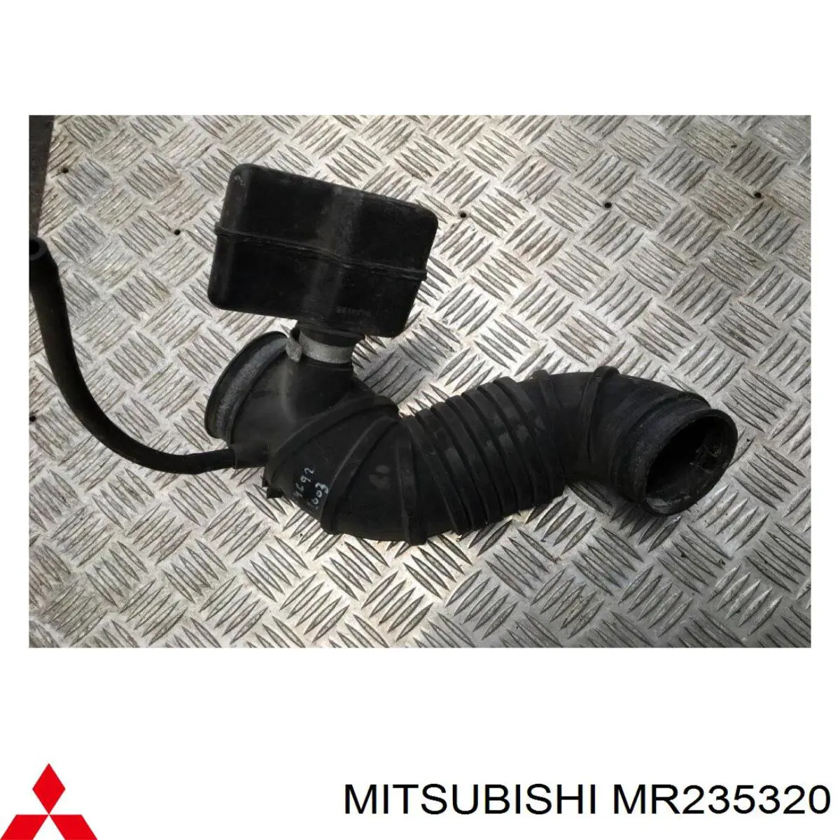  Mitsubishi MR235320 цена, от 16.93 USD
