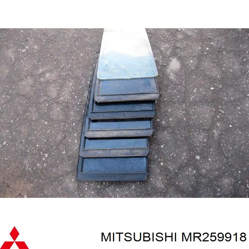 Vidro de janelo da porta traseira direita para Mitsubishi Pajero (K90)