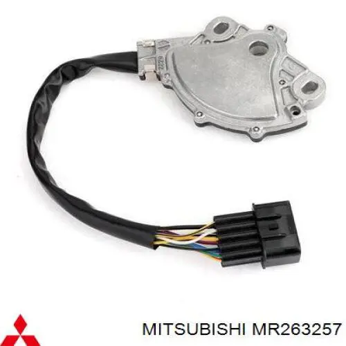 Датчик режимов работы АКПП Mitsubishi MR263257
