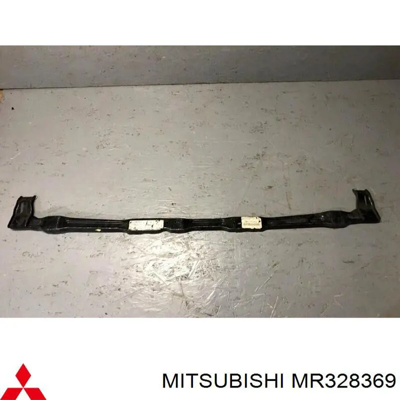 Шина бампера переднего Mitsubishi Space Wagon III минивэн (N8, N9) (1998 - 2004) цена, от 81.41 USD