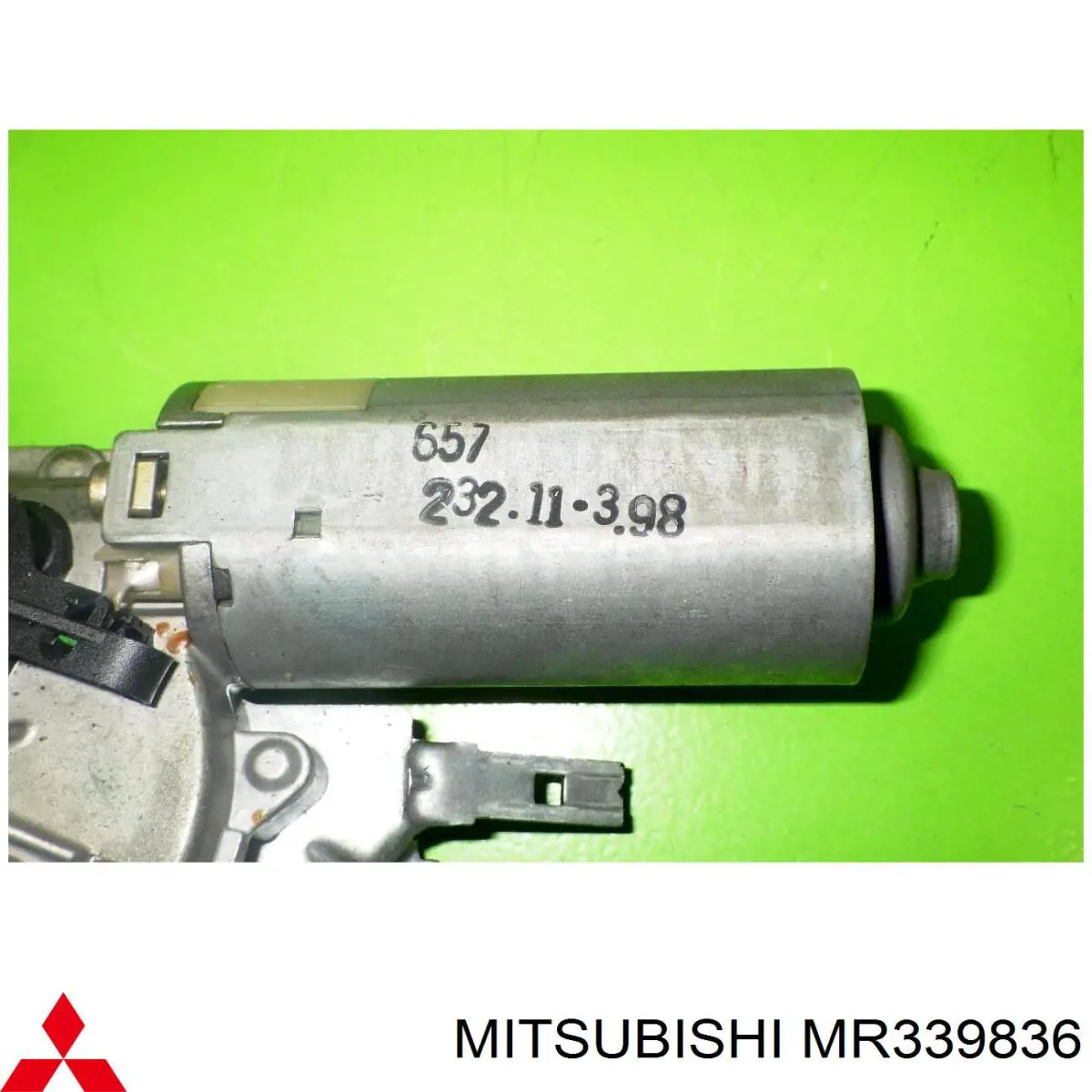 MR339836 Mitsubishi motor de limpador pára-brisas de vidro traseiro