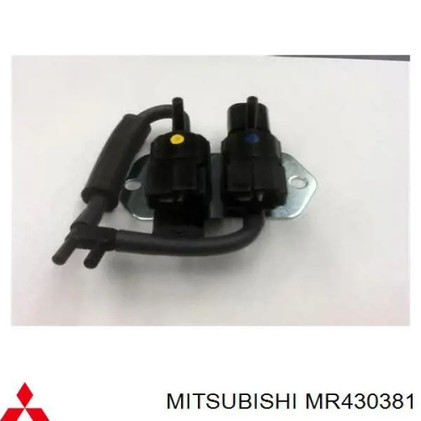 Клапан вакуумный включения переднего моста Mitsubishi MR430381