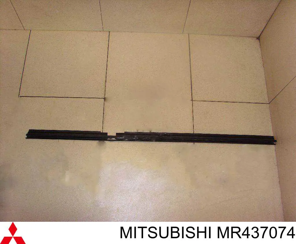  Mitsubishi MR437074 цена, от 7.05 USD