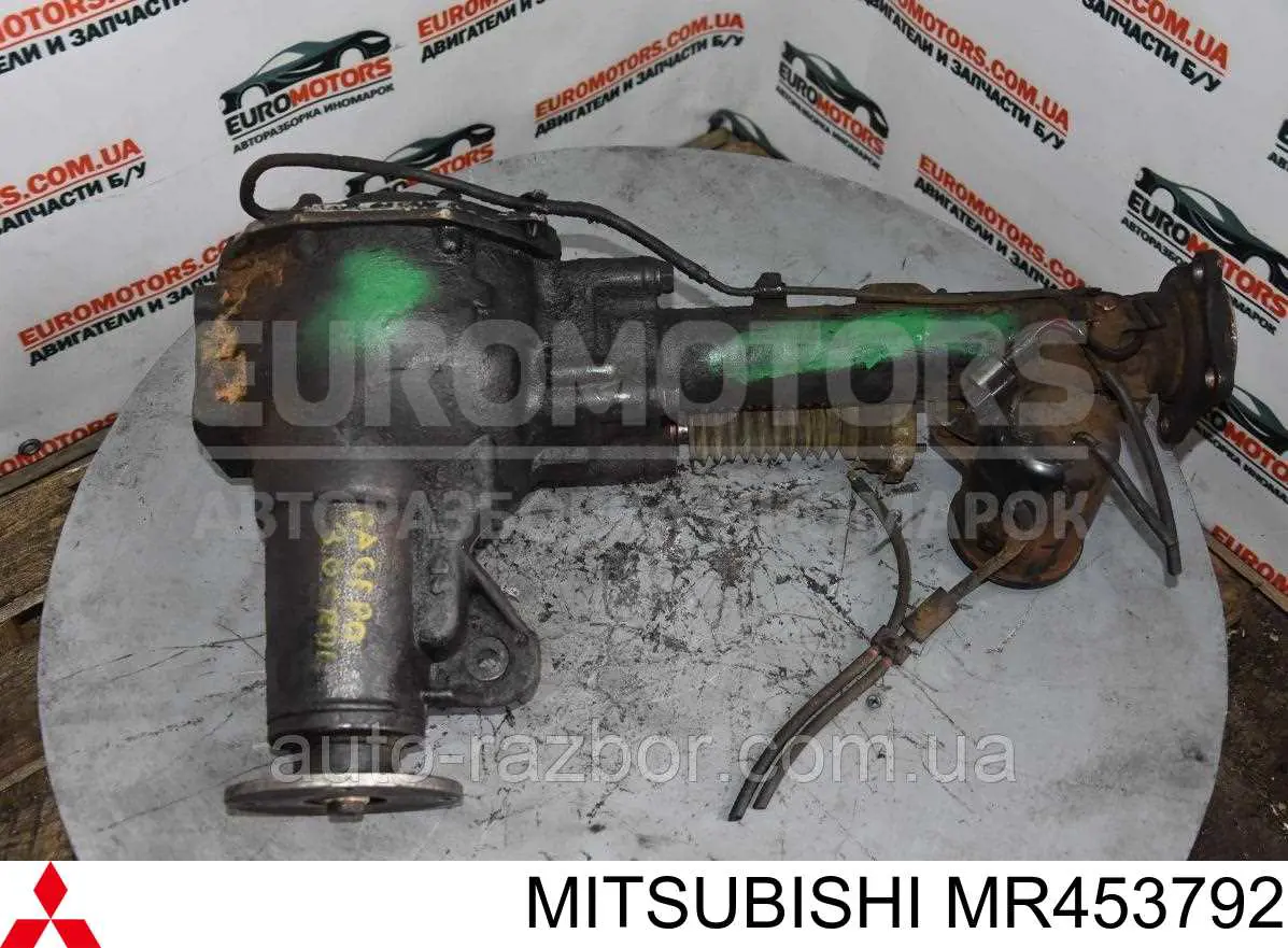 MR453792 Mitsubishi Редуктор колесный моста переднего