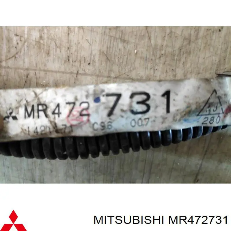  Mitsubishi MR472731 цена, от 46.42 USD