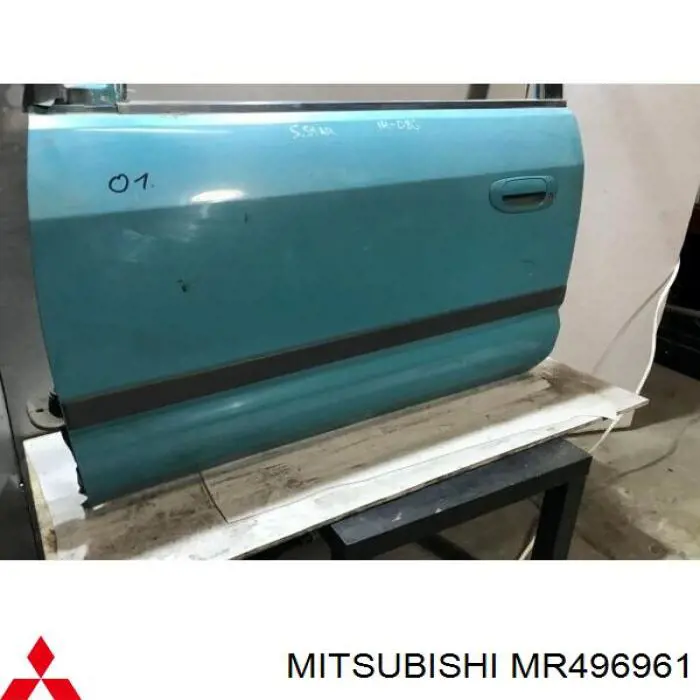 Передняя левая дверь Mitsubishi MR496961 цена, от 50.68 USD