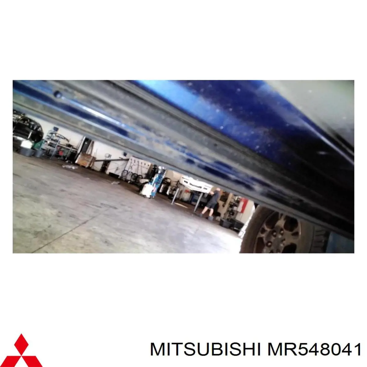 MN117117 Mitsubishi фонарь задний левый