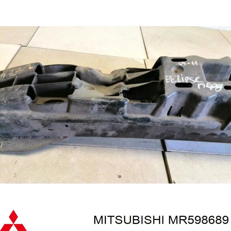 Купить MR598689 Mitsubishi Абсорбер (наполнитель) бампера переднего