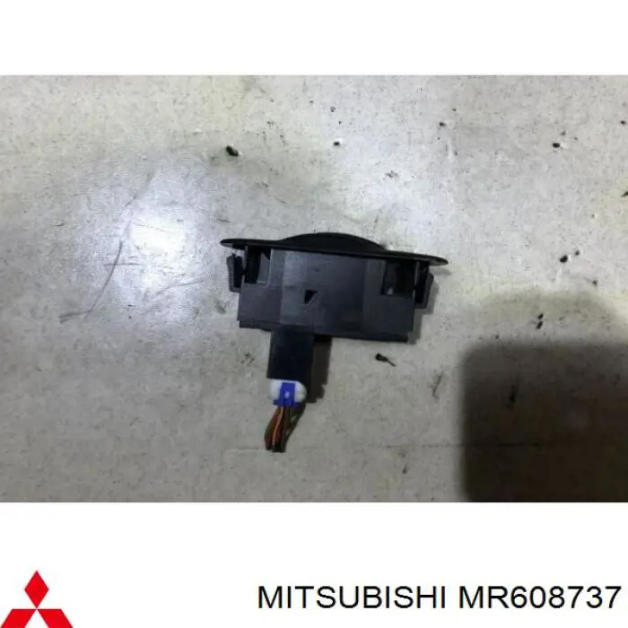 MR608737 Mitsubishi 