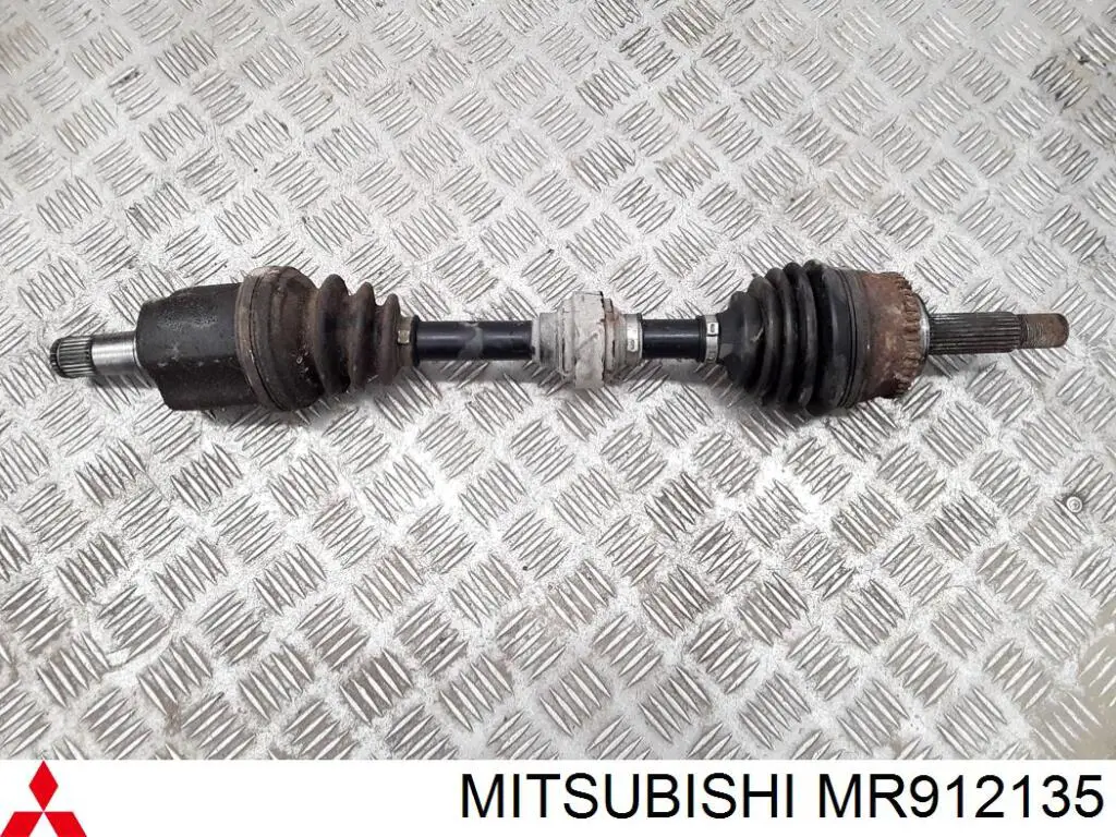 MR912135 Mitsubishi шрус наружный передний
