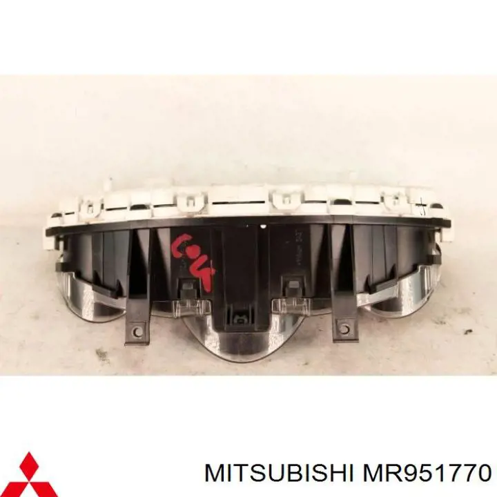 Купить MR951770 Mitsubishi Панель приборов
