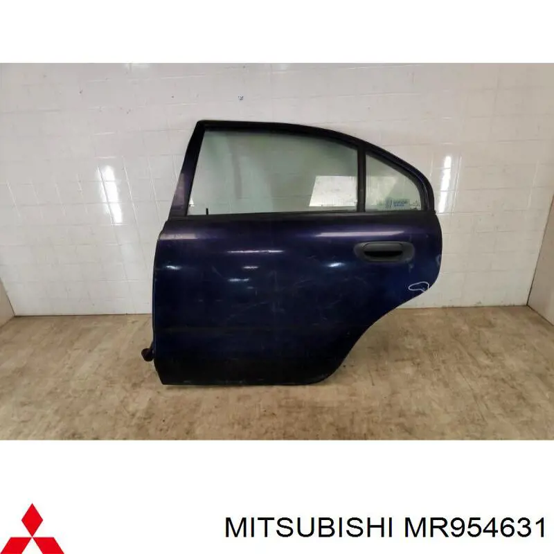 Porta traseira esquerda para Mitsubishi Carisma (DA)