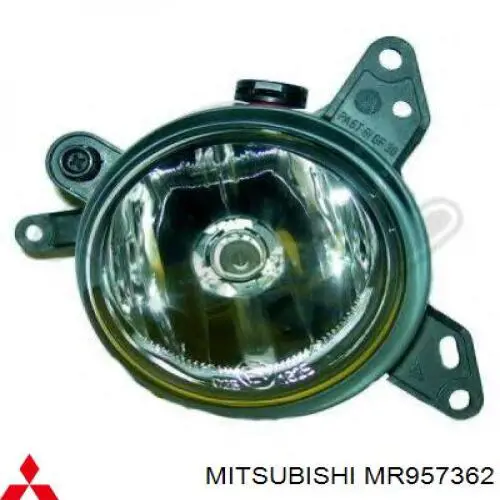 Фара противотуманная правая Mitsubishi MR957362