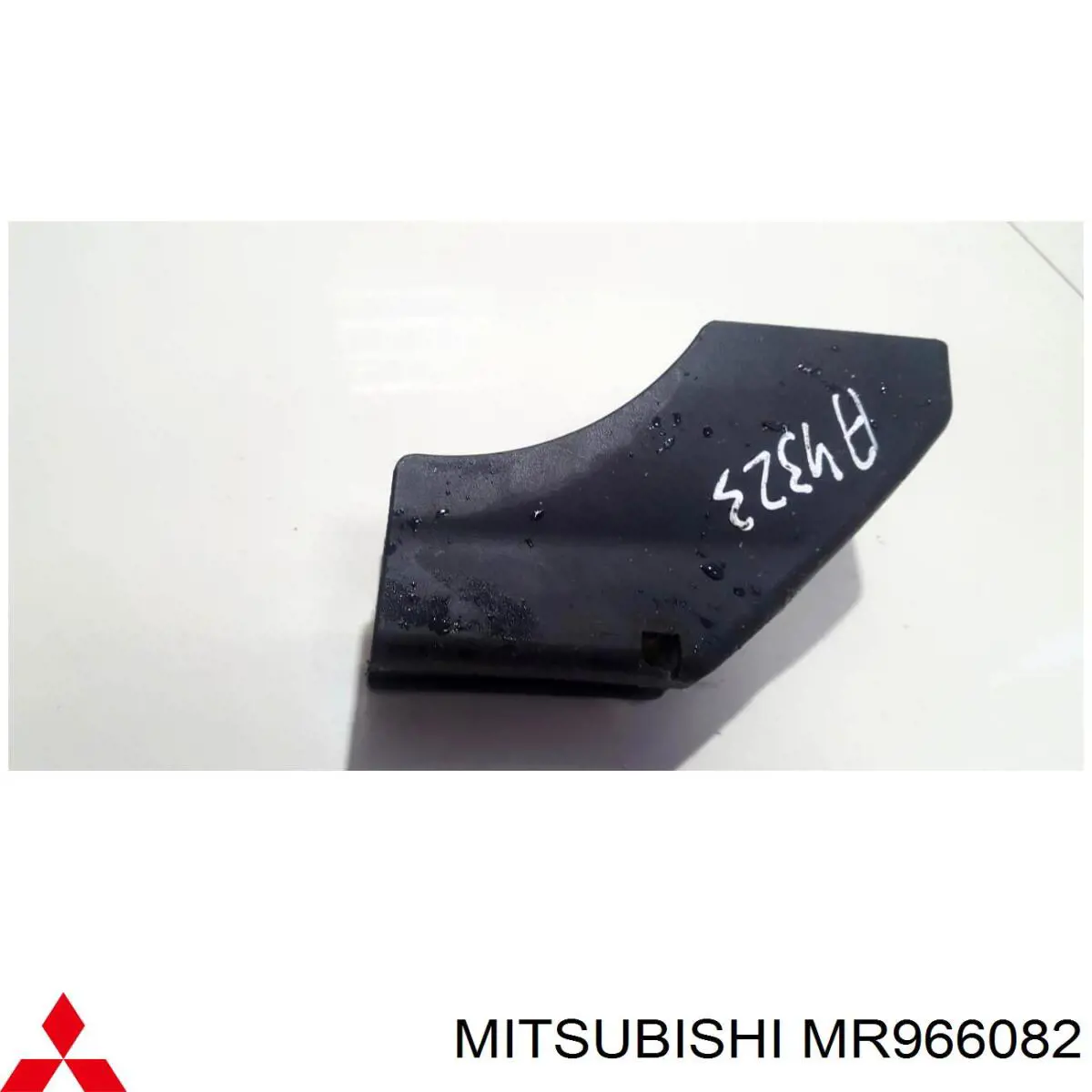 MR966082 Mitsubishi 