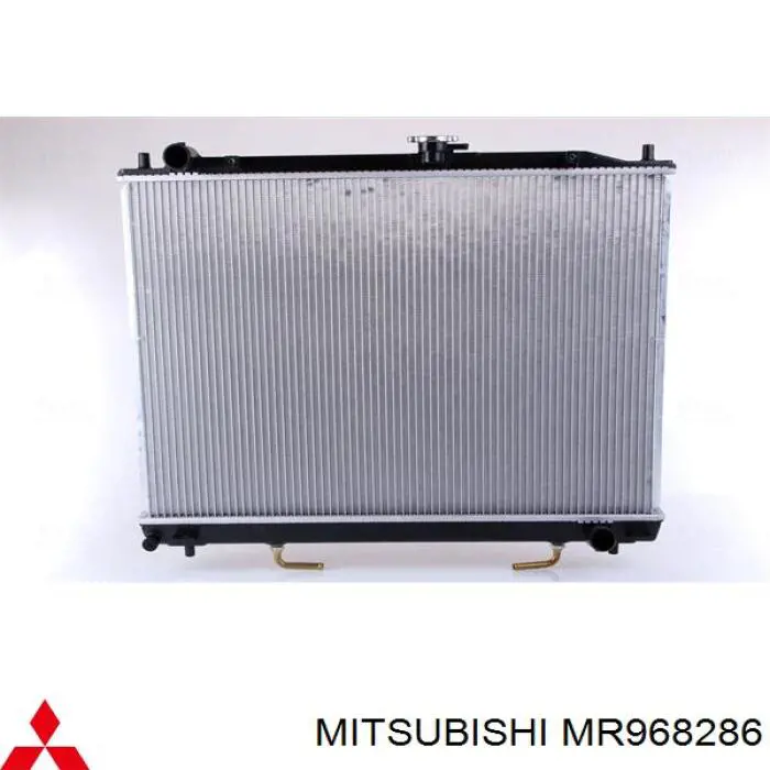 Радиатор MR968286 Mitsubishi